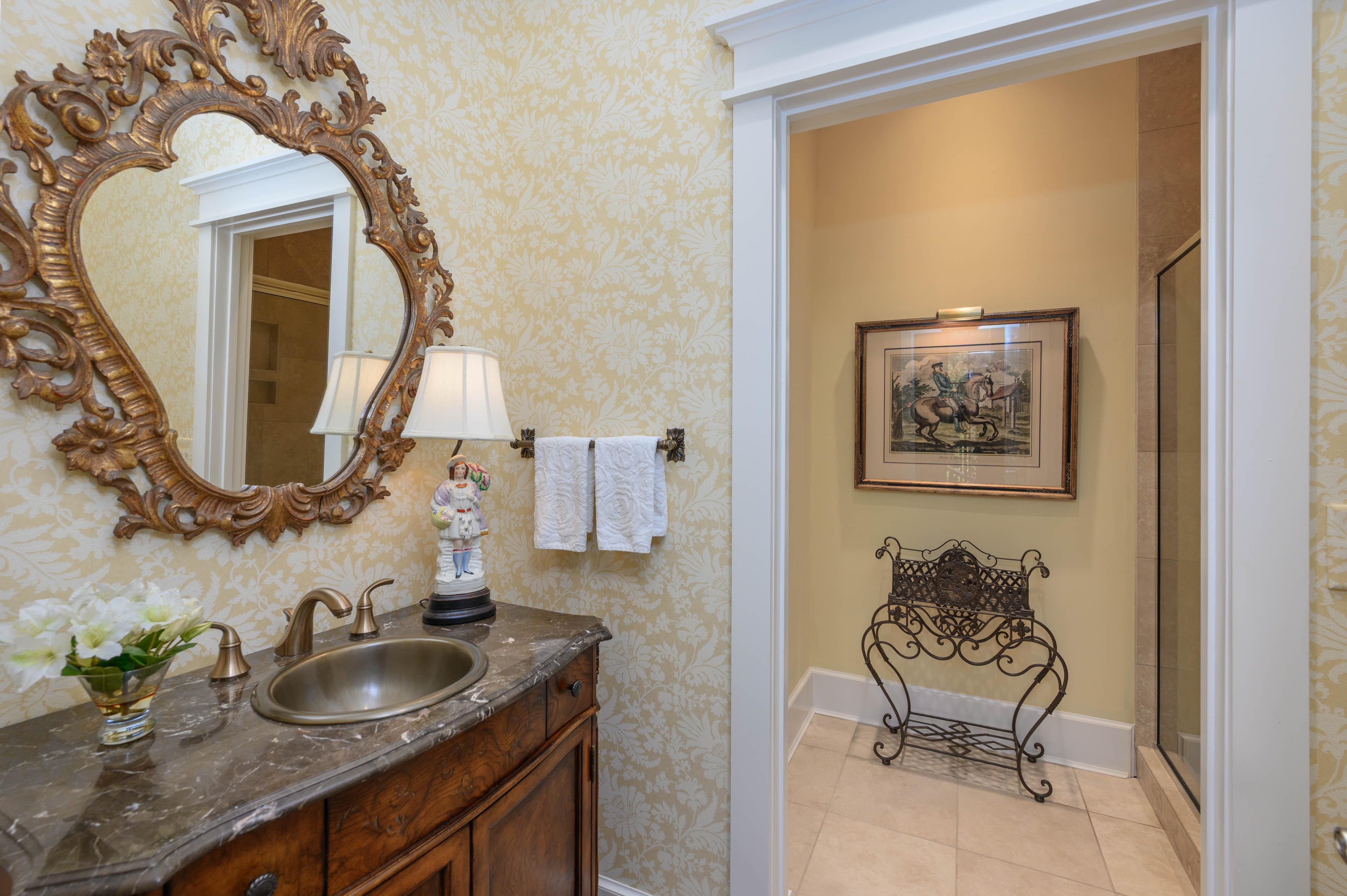 1030 Alanson Court image 21